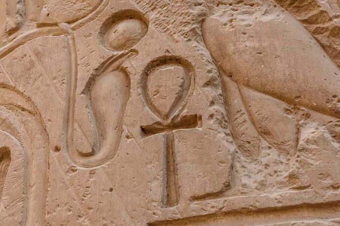 Egypt Ankh-Symbole-1024x682